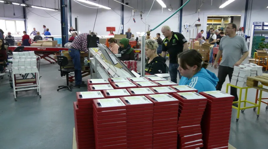 Onderdeel van de montage afdeling bij WSD